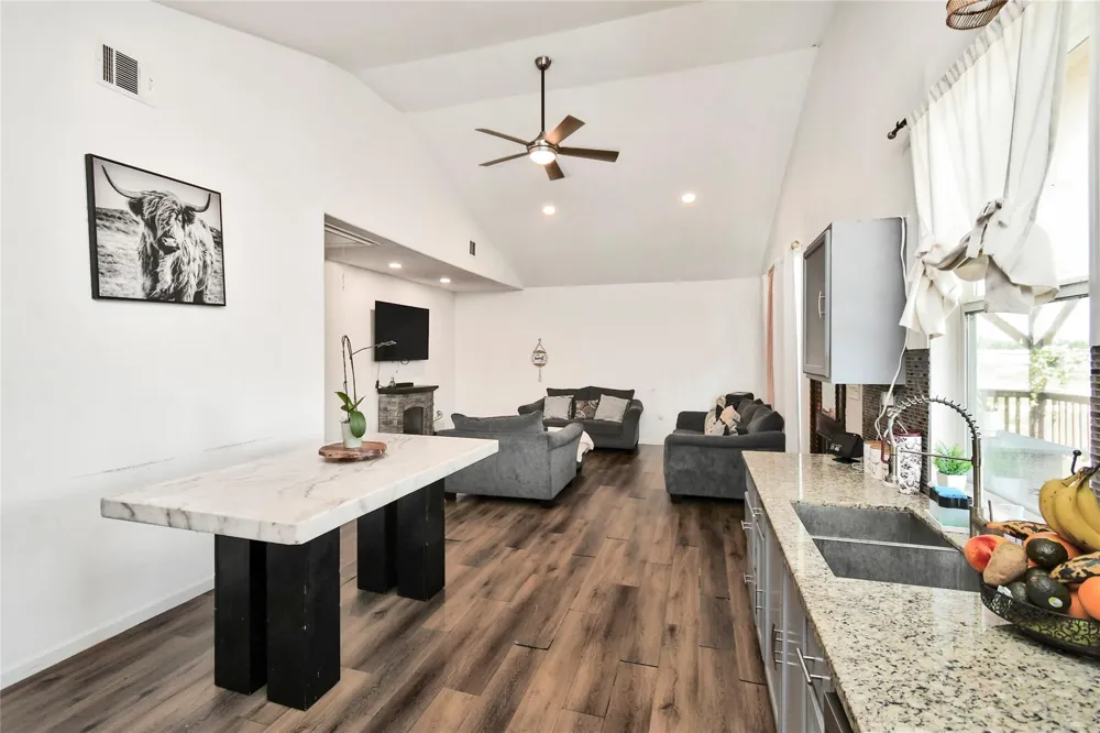 791 Road 5707 Cleveland, TX 77327