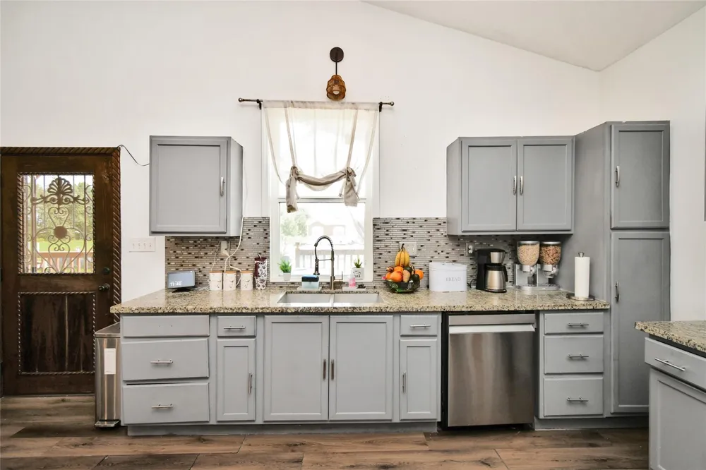 791 Road 5707 Cleveland, TX 77327