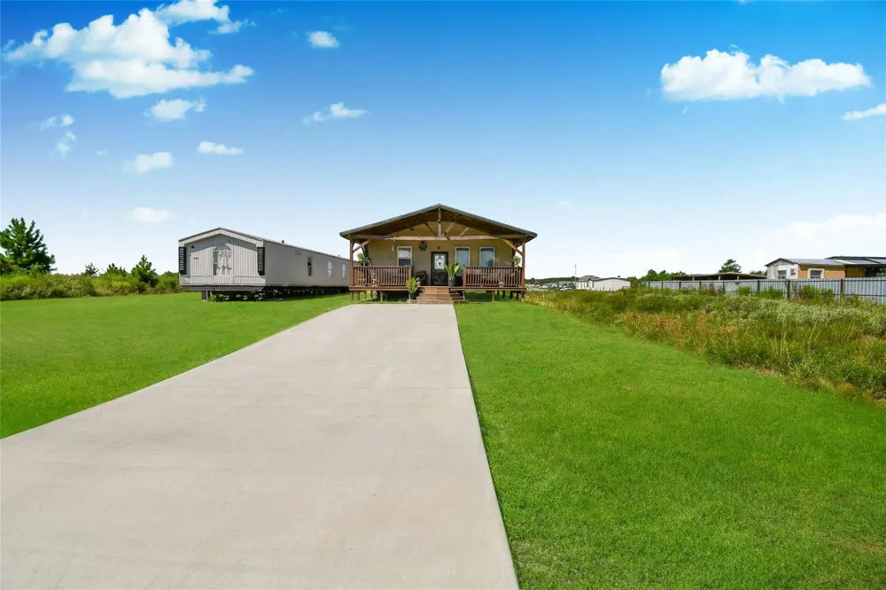791 Road 5707 Cleveland, TX 77327