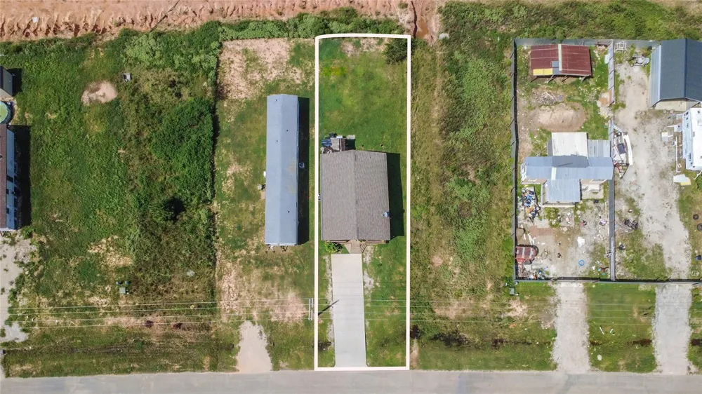 791 Road 5707 Cleveland, TX 77327