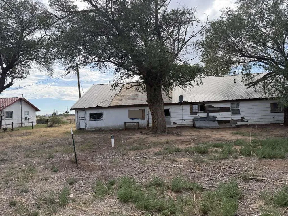 306 Denver Avenue Channing, TX 79022