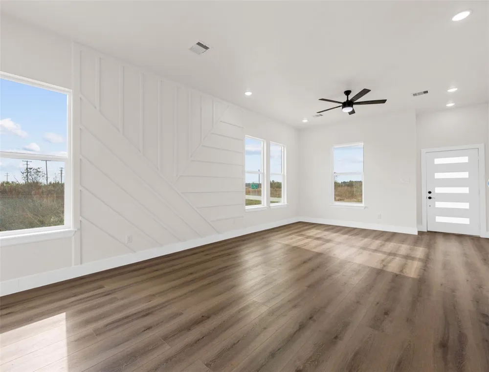 6000 Road 5503 Cleveland, TX 77327