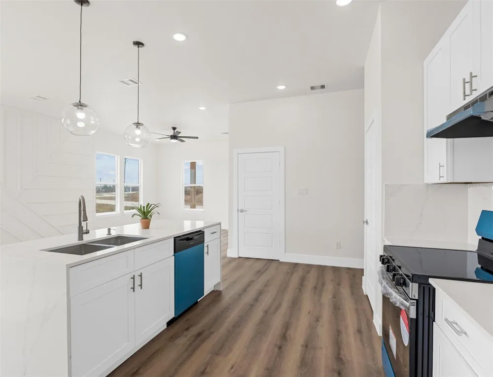 6000 Road 5503 Cleveland, TX 77327