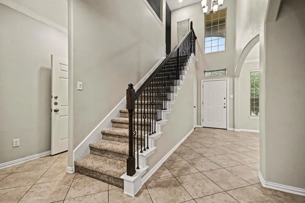2502 Flowing Palm Lane Fresno, TX 77545