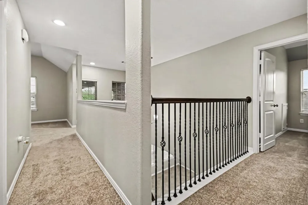 2502 Flowing Palm Lane Fresno, TX 77545
