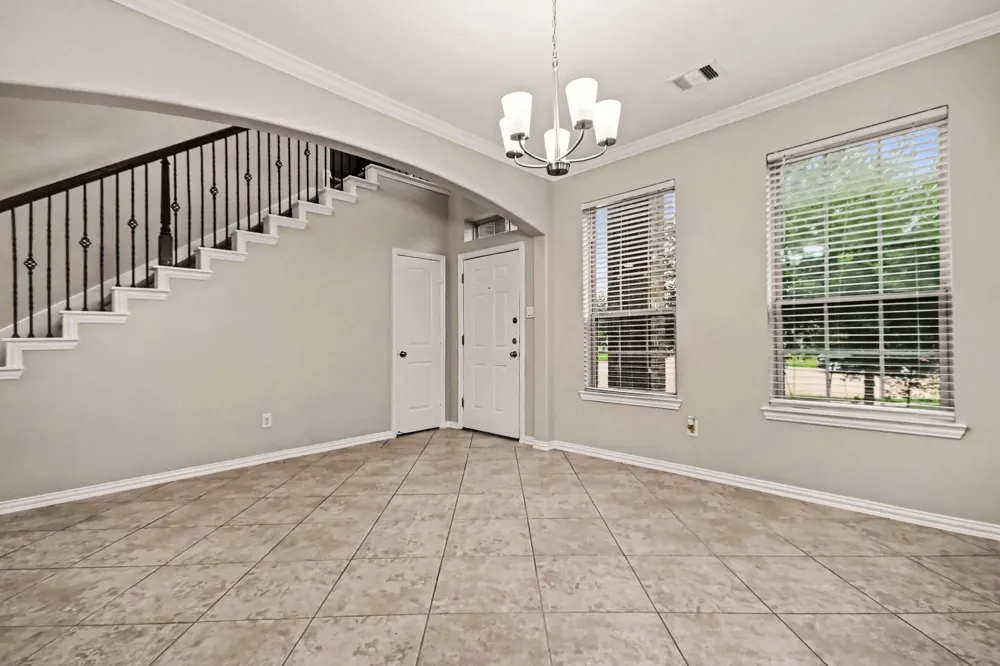 2502 Flowing Palm Lane Fresno, TX 77545