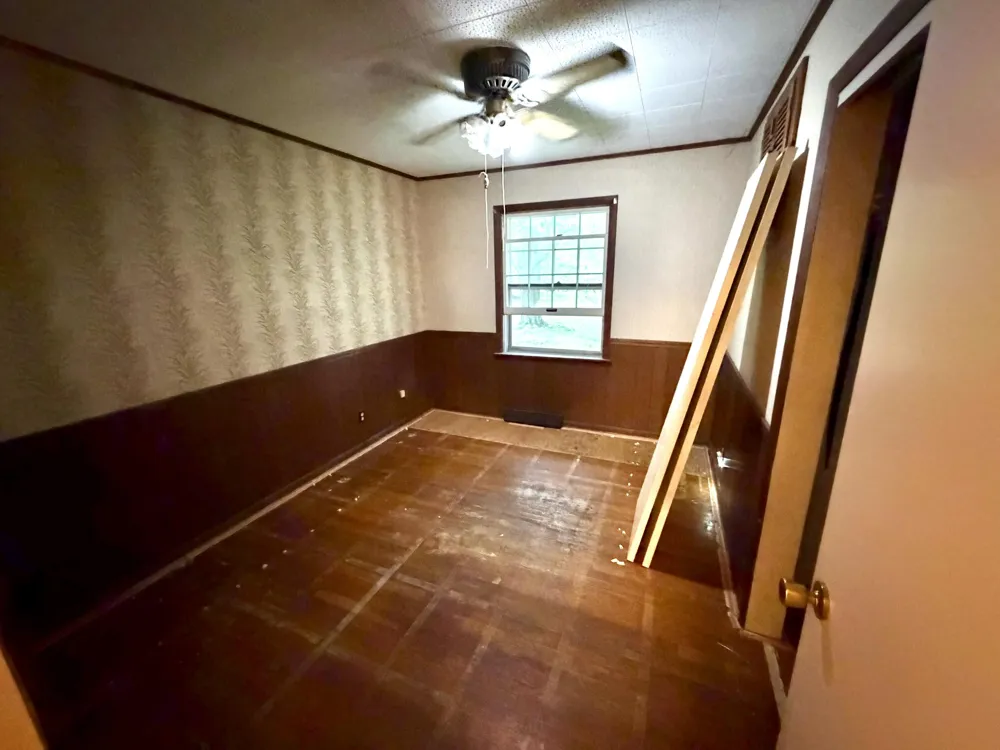 131 Dunton Avenue Holland, MI 49424