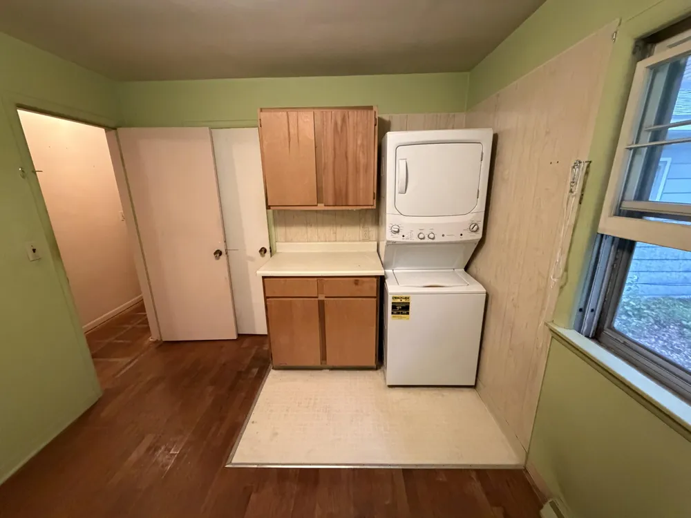 131 Dunton Avenue Holland, MI 49424
