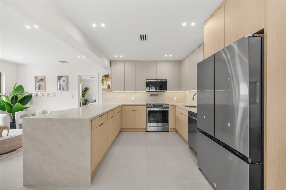 1980 SW 32nd Ave Miami, FL 33145