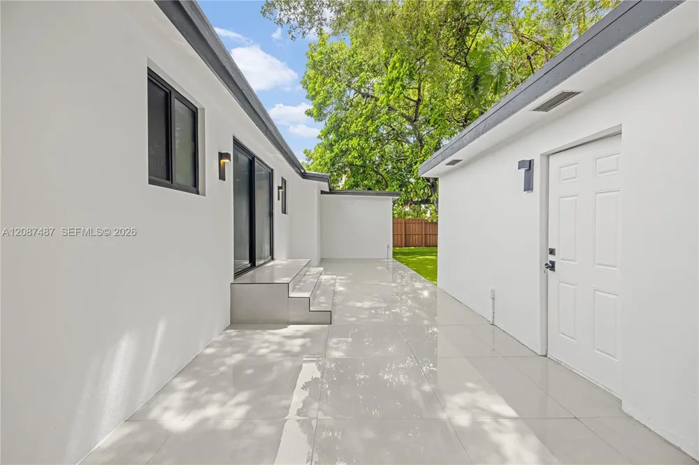 1980 SW 32nd Ave Miami, FL 33145