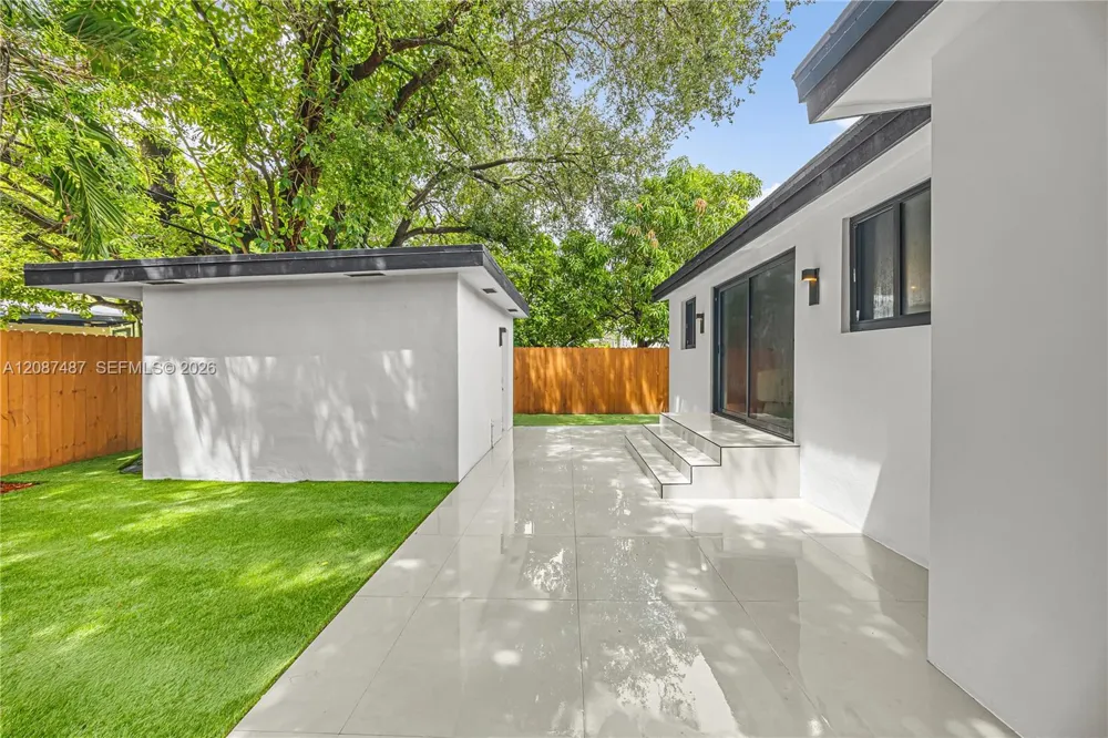 1980 SW 32nd Ave Miami, FL 33145