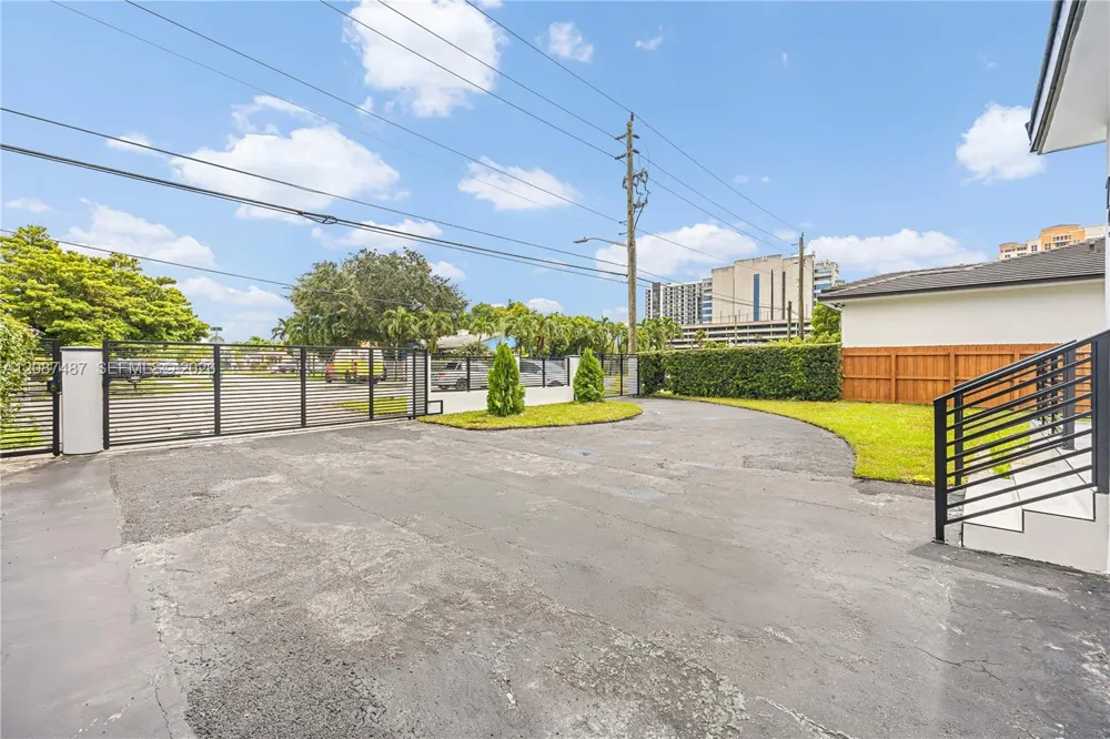 1980 SW 32nd Ave Miami, FL 33145