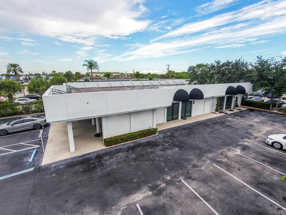 517 Northlake Boulevard #2 North Palm Beach, FL 33408