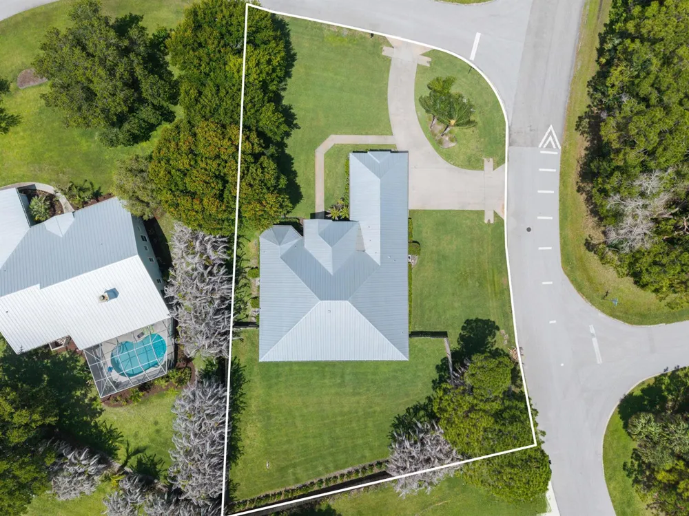 1106 SW THOREAU COURT Palm City, FL 34990