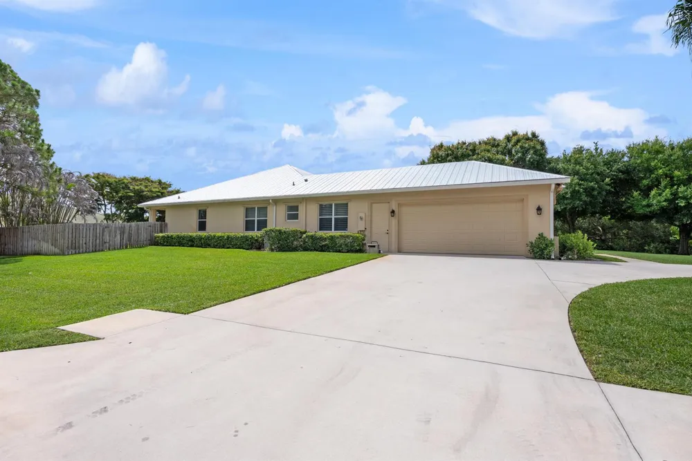 1106 SW THOREAU COURT Palm City, FL 34990