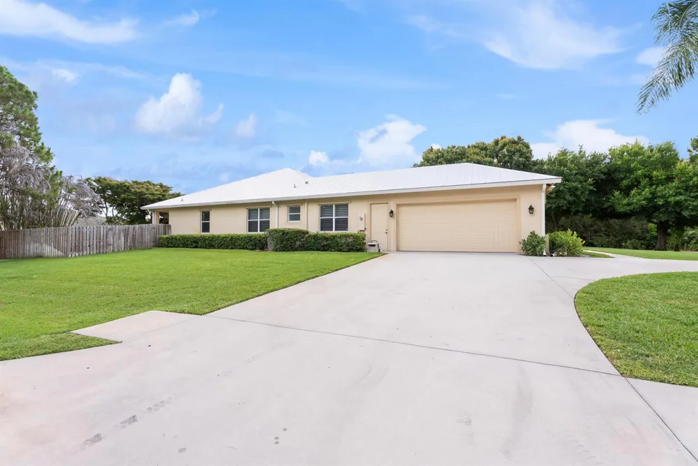 1106 SW THOREAU COURT Palm City, FL 34990