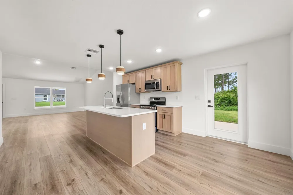 6952 DICKINSON DRIVE Sebring, FL 33872