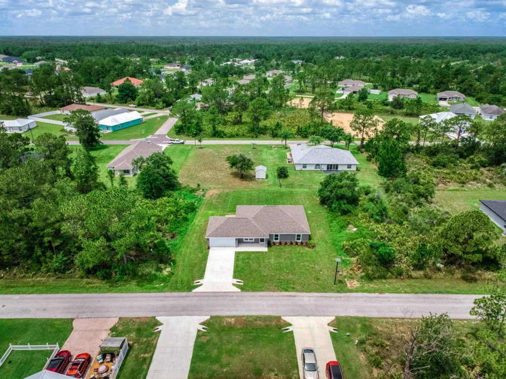 6952 DICKINSON DRIVE Sebring, FL 33872