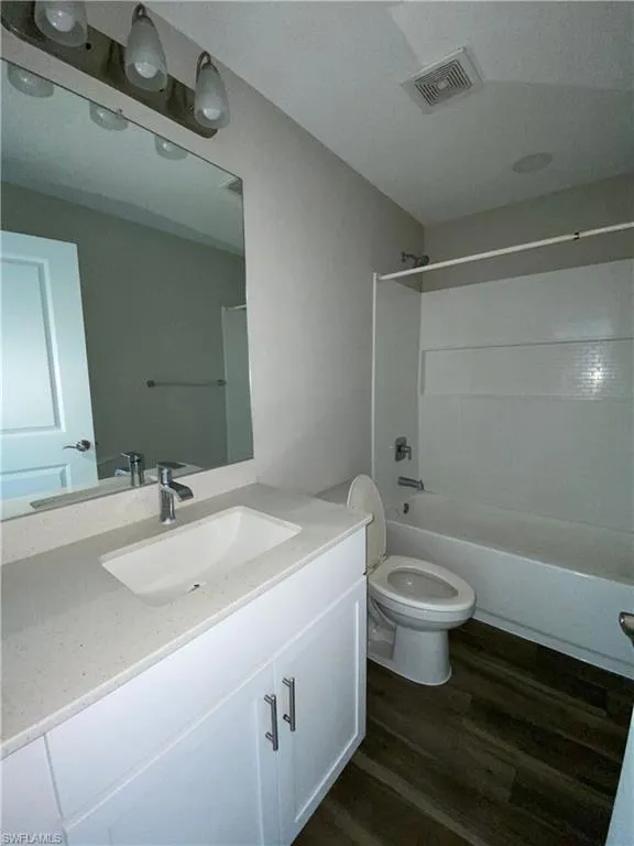 2821 NW 6th Place Cape Coral, FL 33993