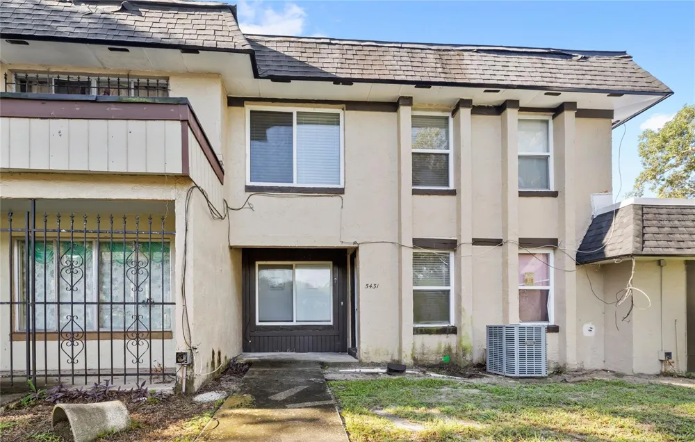 5431 BROOKSWOOD WAY #805 Orlando, FL 32808