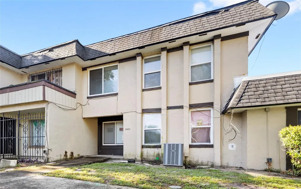 5431 BROOKSWOOD WAY #805 Orlando, FL 32808