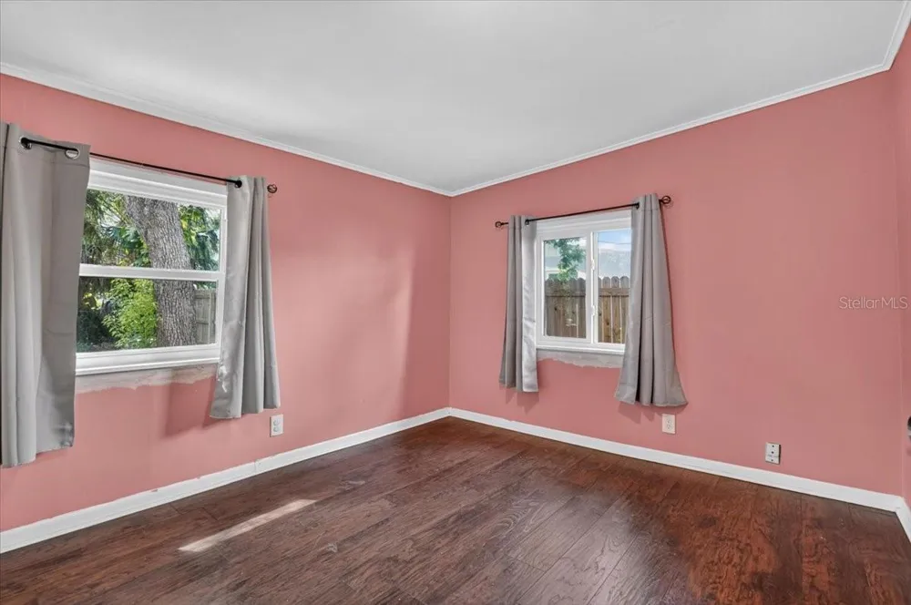 5025 72ND STREET St Petersburg, FL 33709