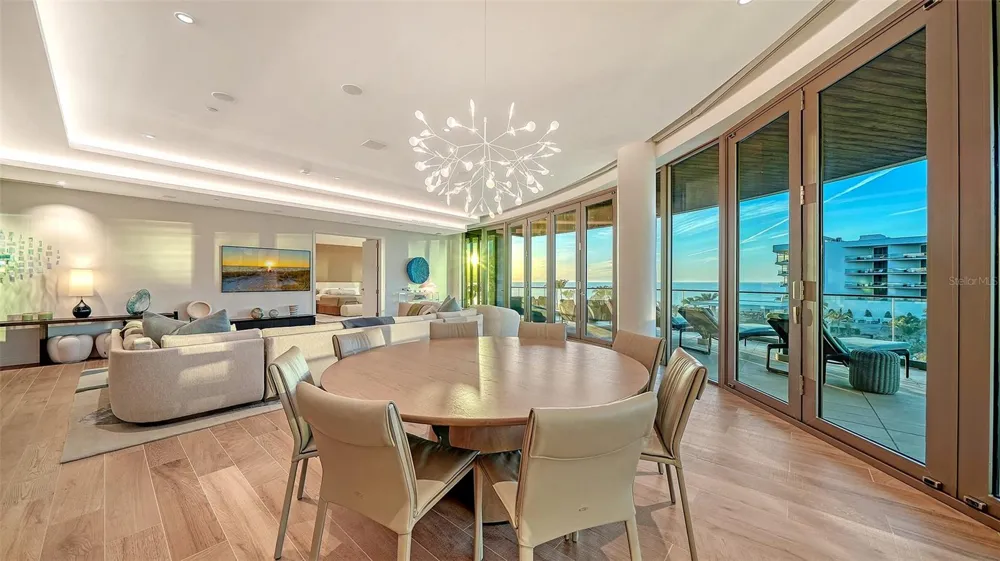1561 GULF OF MEXICO DRIVE #404 Longboat Key, FL 34228