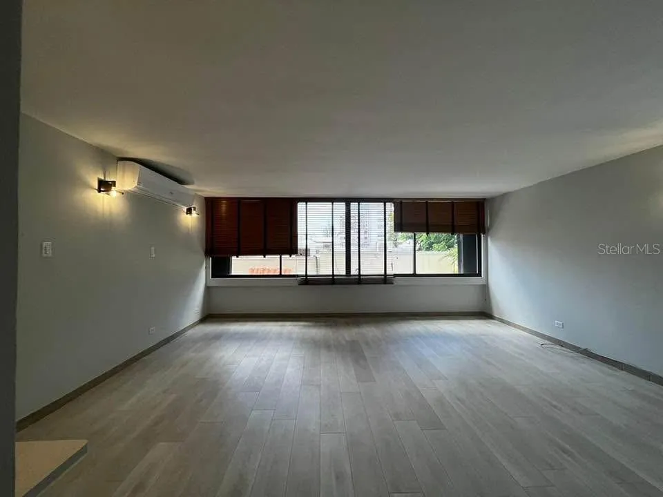 73 CALLE KRUG San Juan, PR 00911