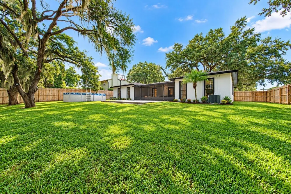 7802 RIVER RIDGE DRIVE Temple Terrace, FL 33637