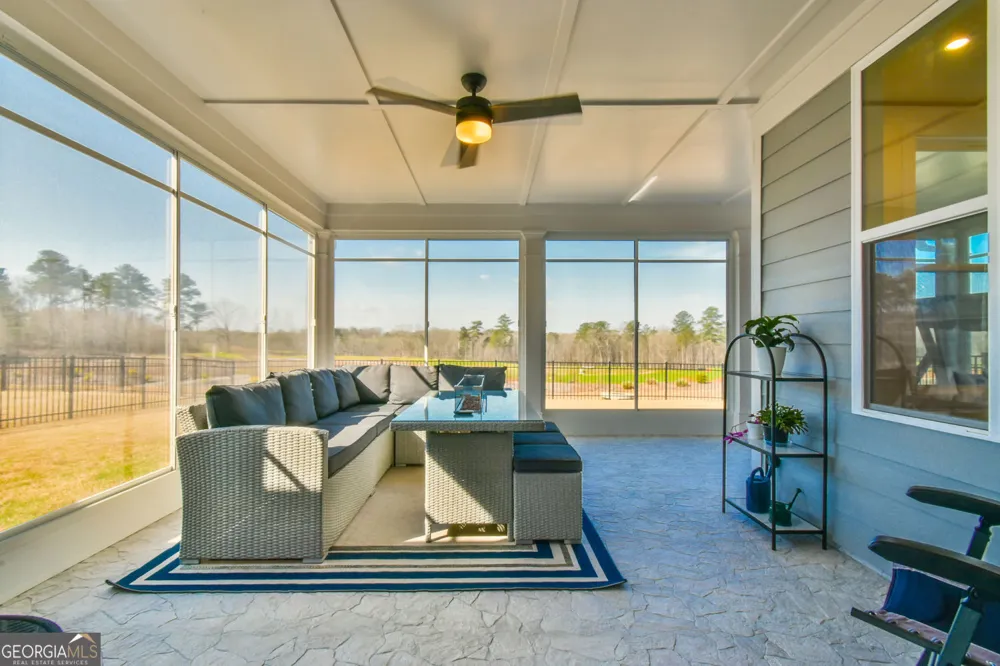 284 Pecks CT Hoschton, GA 30548