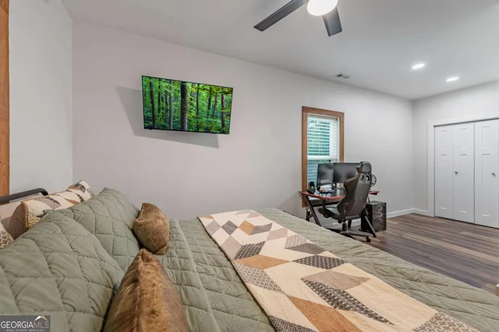 135 Rolling Hills DR Morganton, GA 30560