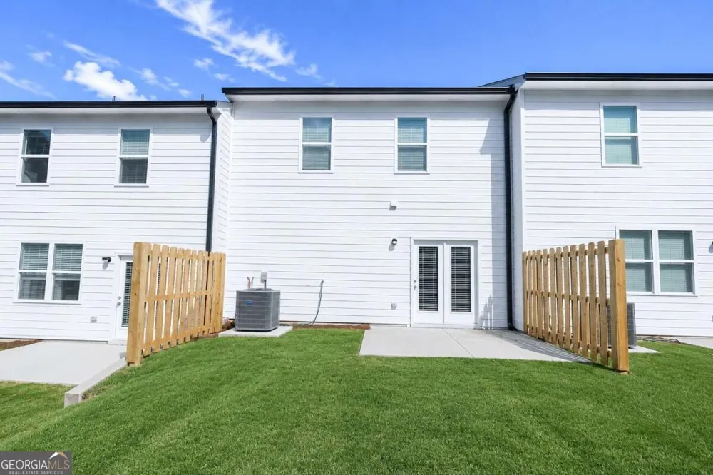24 Berryville DR Dawsonville, GA 30534