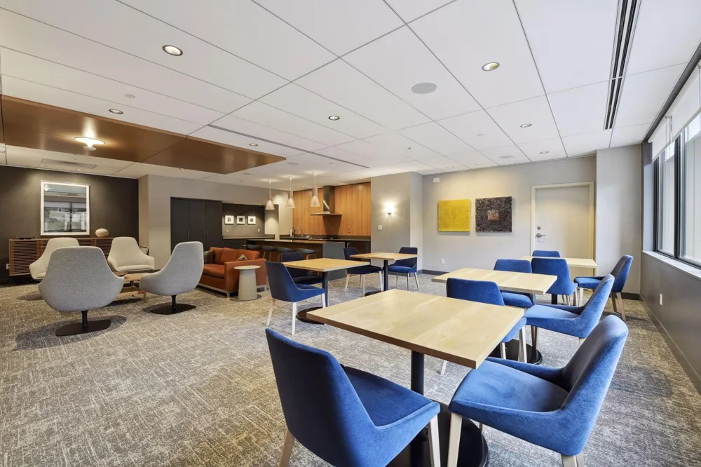 1225 Lasalle Avenue #1307 Minneapolis, MN 55403