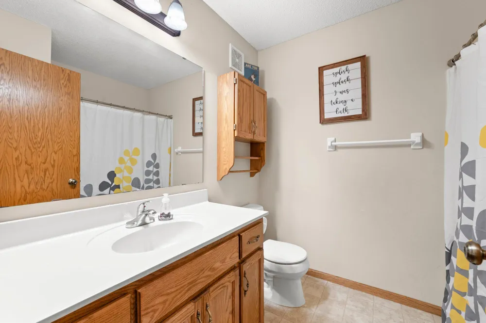 9508 204th Street W Lakeville, MN 55044