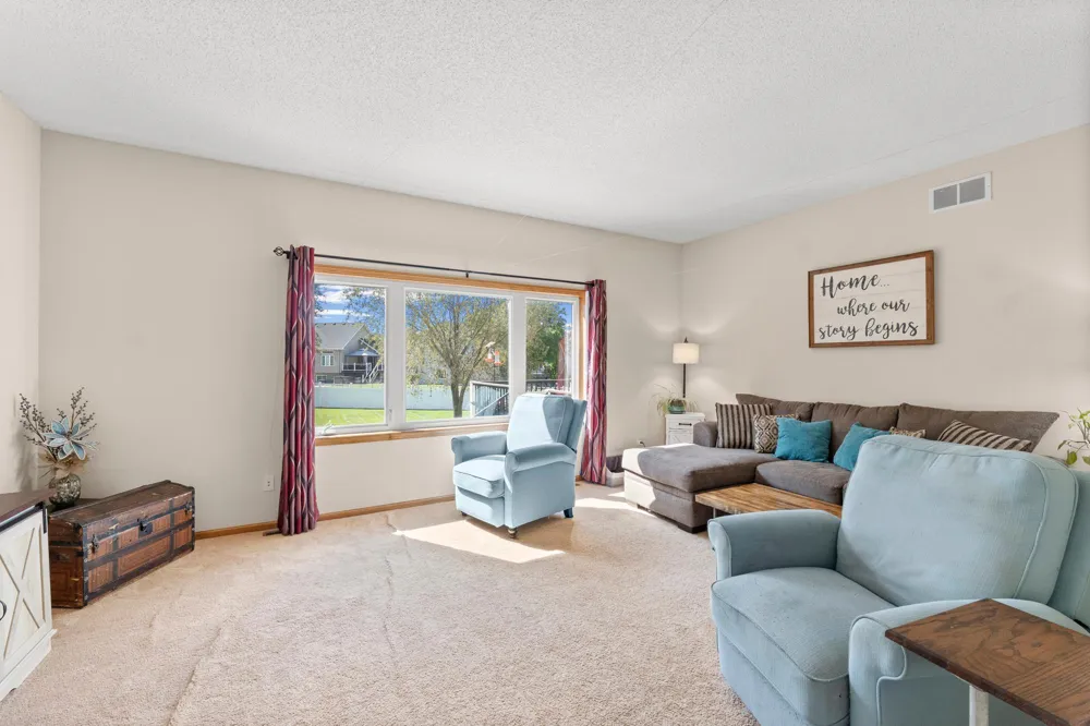 9508 204th Street W Lakeville, MN 55044