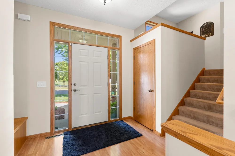 9508 204th Street W Lakeville, MN 55044