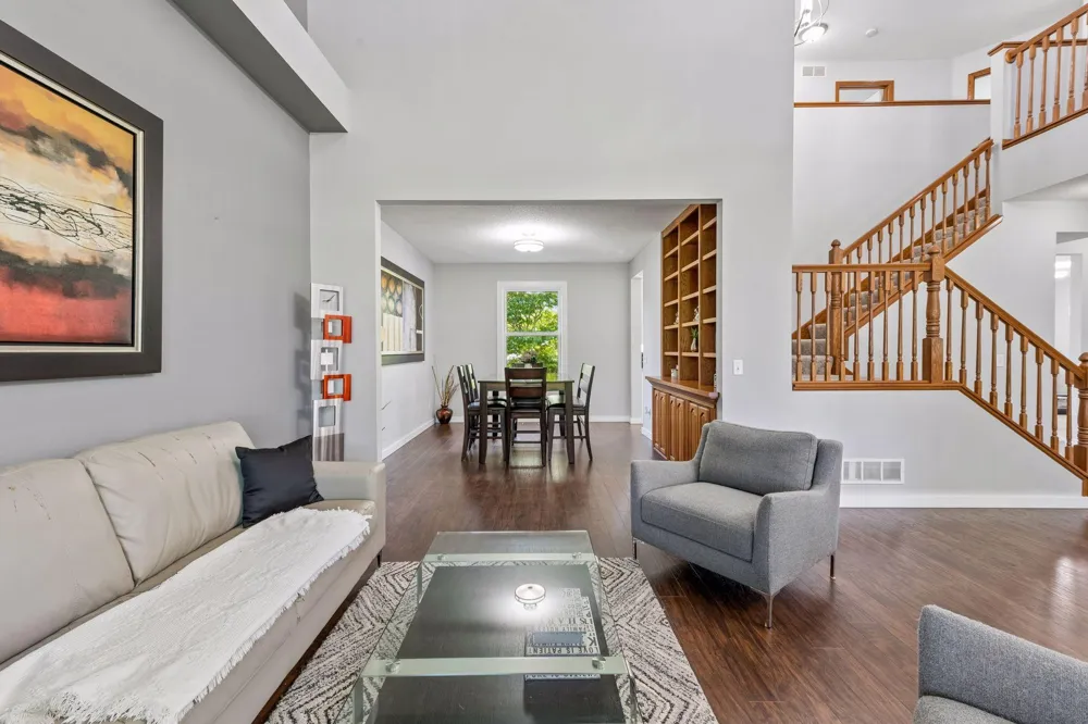 14052 Auburn Avenue Rosemount, MN 55068
