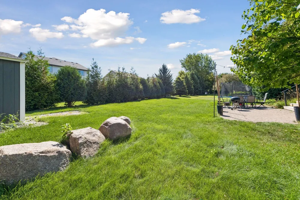 14052 Auburn Avenue Rosemount, MN 55068