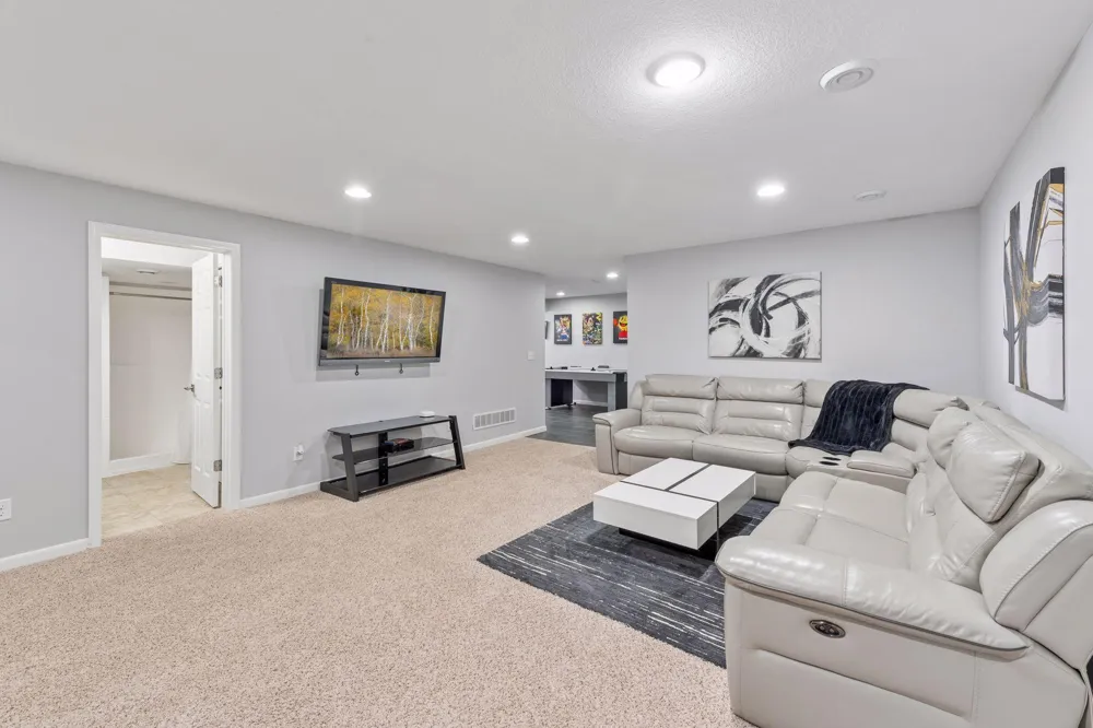 14052 Auburn Avenue Rosemount, MN 55068