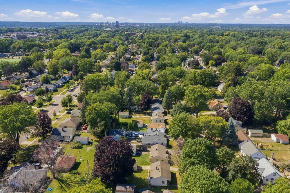 2116 Fremont Avenue E Saint Paul, MN 55119