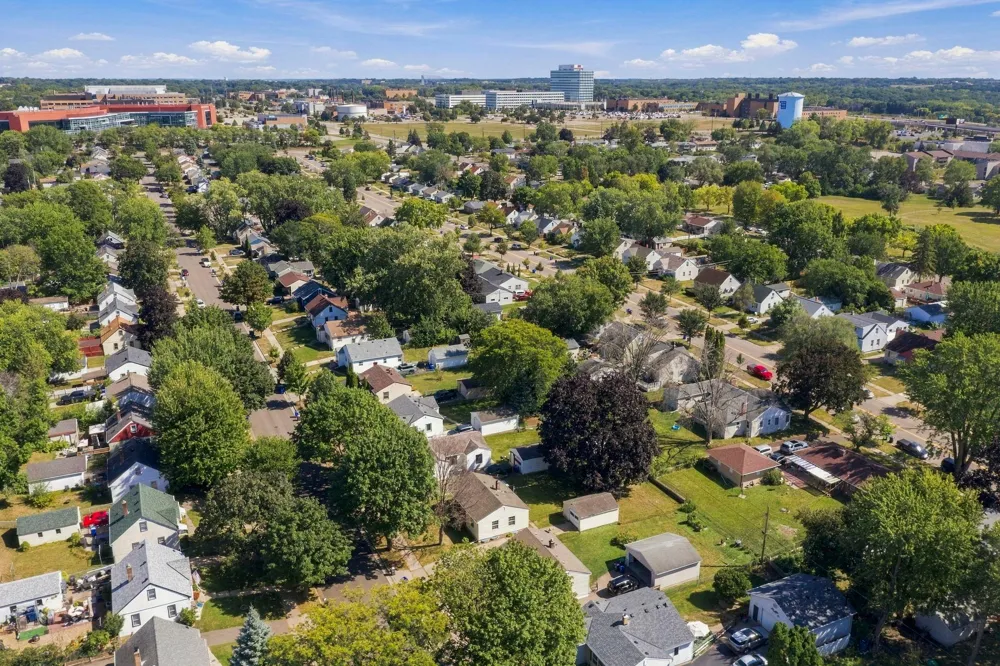 2116 Fremont Avenue E Saint Paul, MN 55119