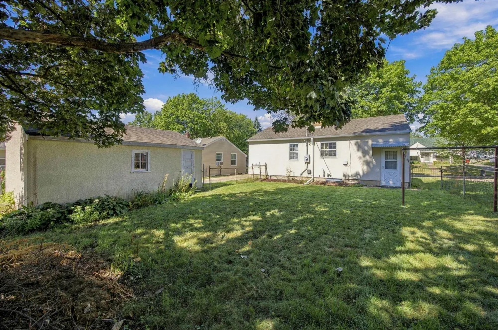 2116 Fremont Avenue E Saint Paul, MN 55119