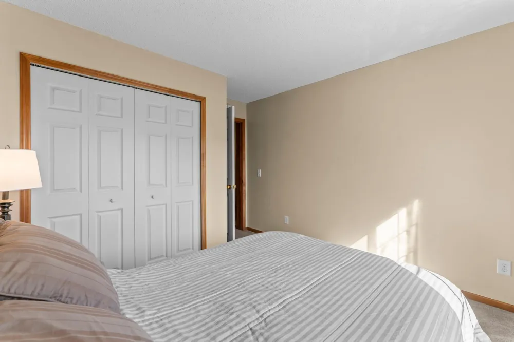 13457 Europa Court #9 Hugo, MN 55038