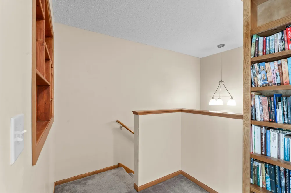 13457 Europa Court #9 Hugo, MN 55038