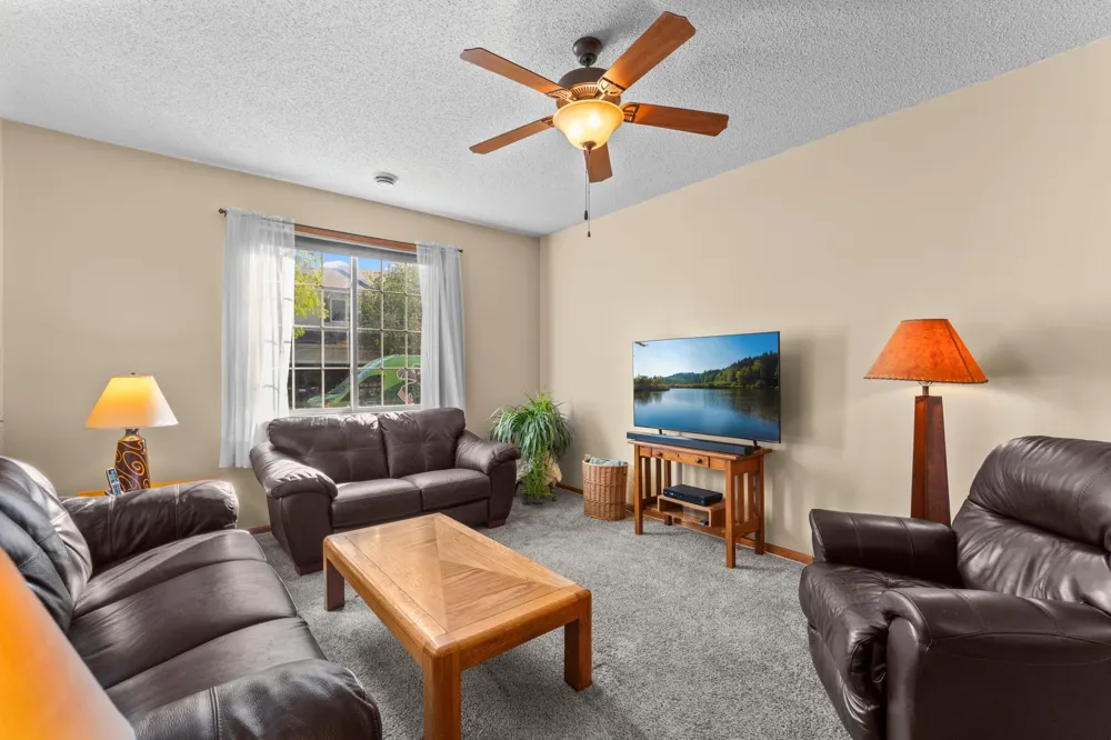 13457 Europa Court #9 Hugo, MN 55038