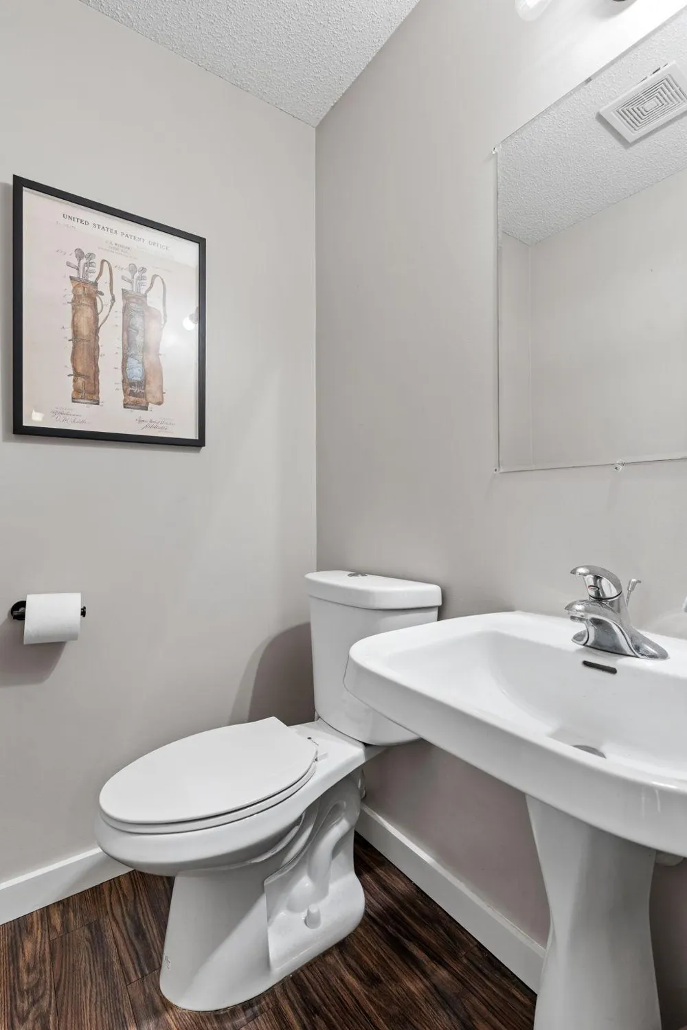 2836 Coach Court Chanhassen, MN 55317