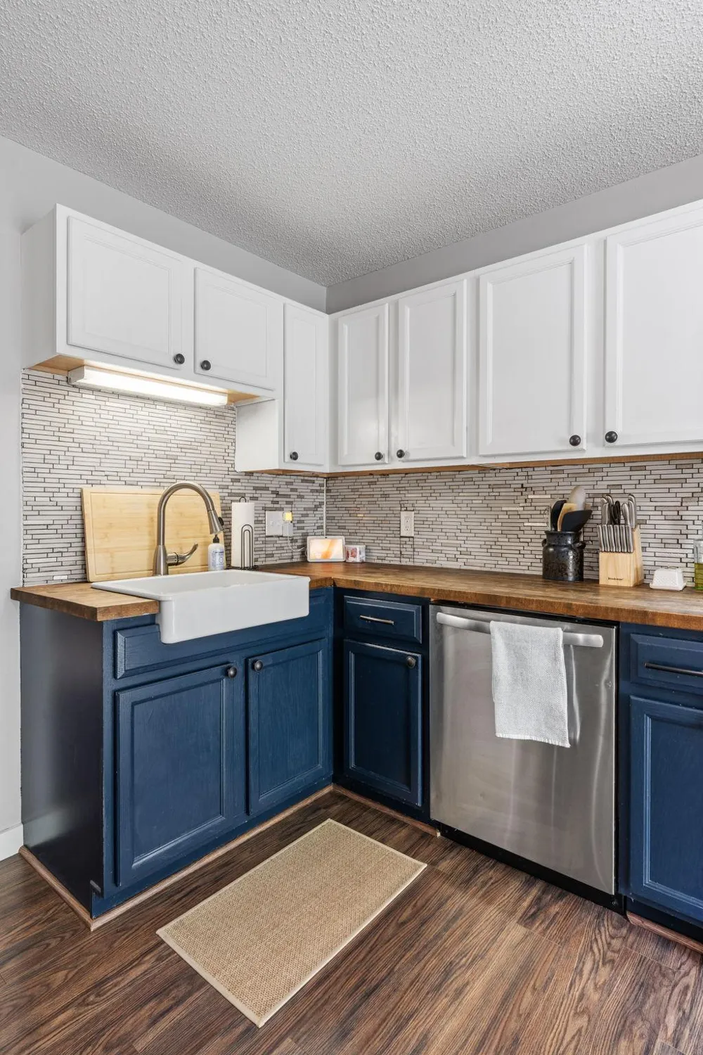 2836 Coach Court Chanhassen, MN 55317