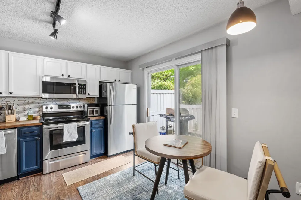 2836 Coach Court Chanhassen, MN 55317