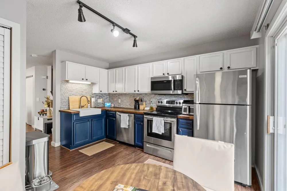 2836 Coach Court Chanhassen, MN 55317