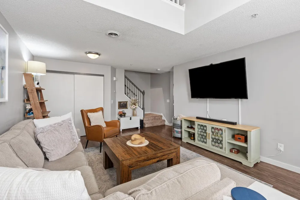 2836 Coach Court Chanhassen, MN 55317